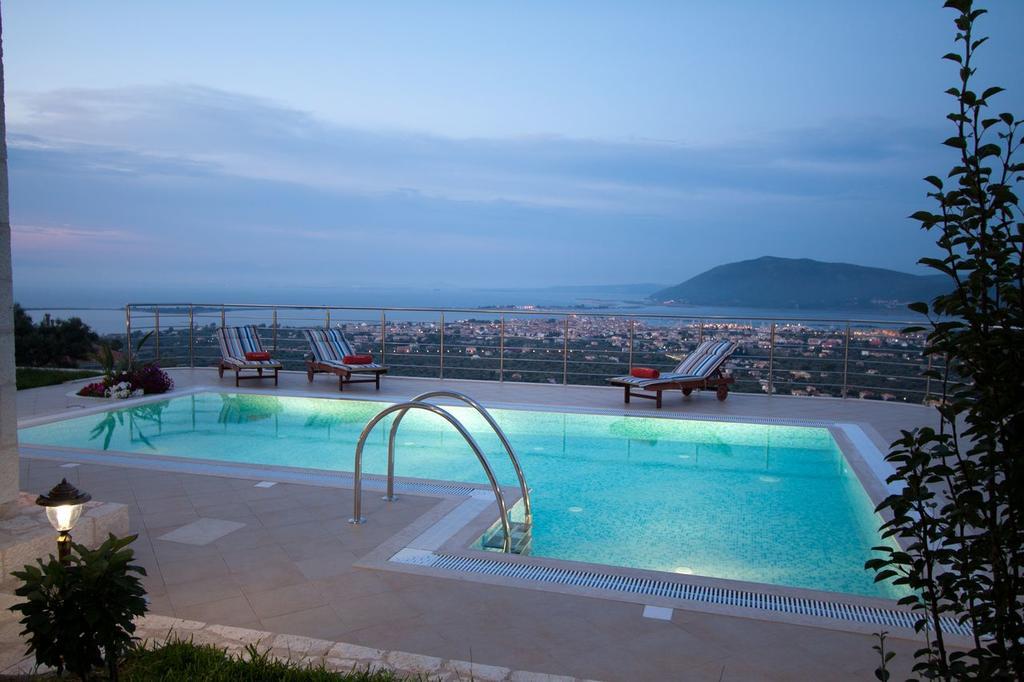 Villa Rubini Apolpaina ภายนอก รูปภาพ