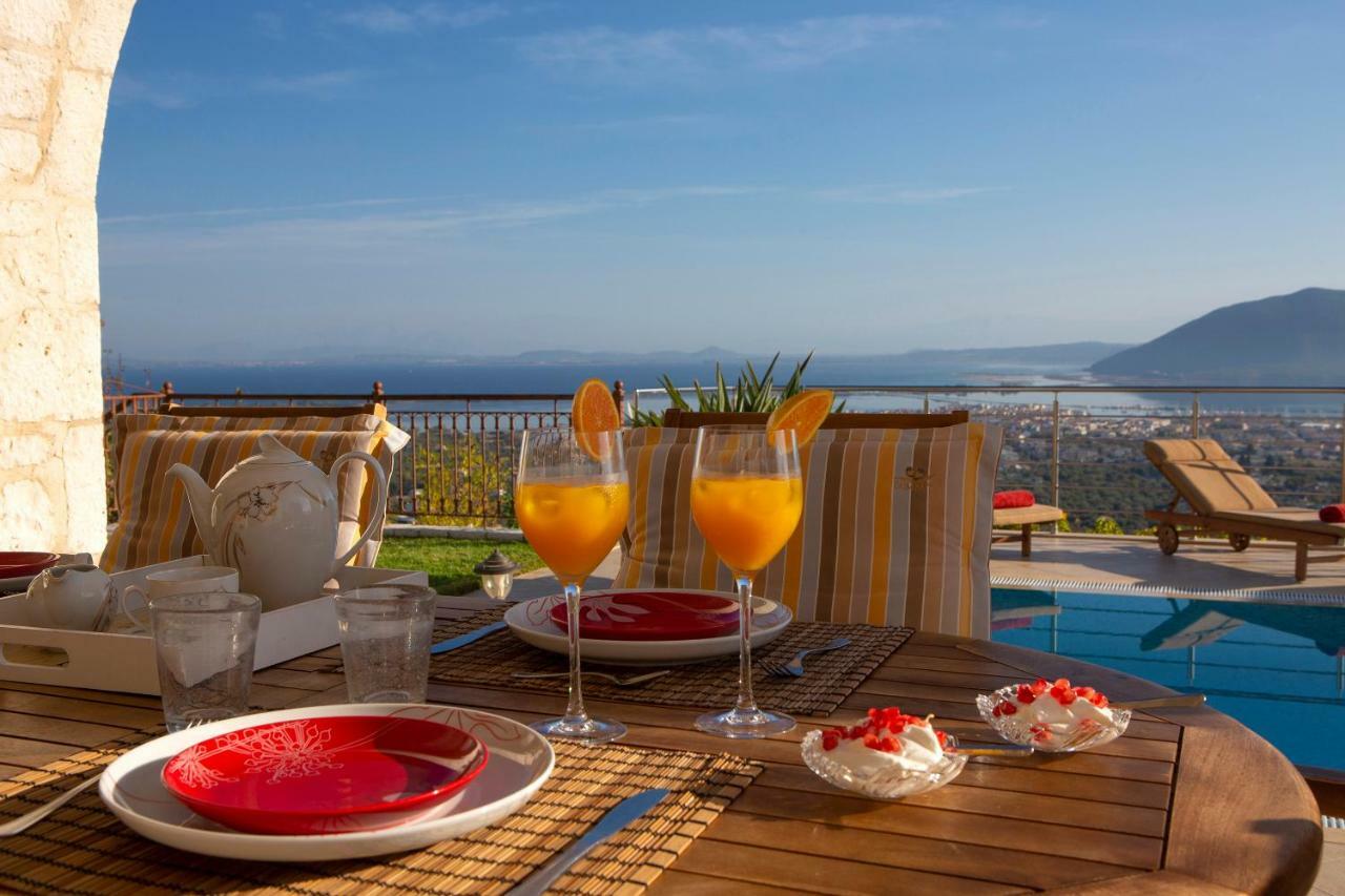 Villa Rubini Apolpaina ภายนอก รูปภาพ