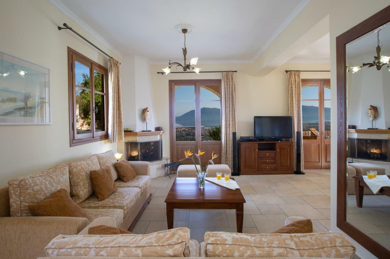 Villa Rubini Apolpaina ภายนอก รูปภาพ