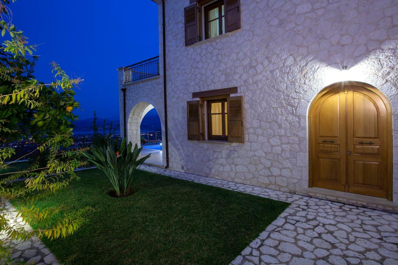Villa Rubini Apolpaina ภายนอก รูปภาพ
