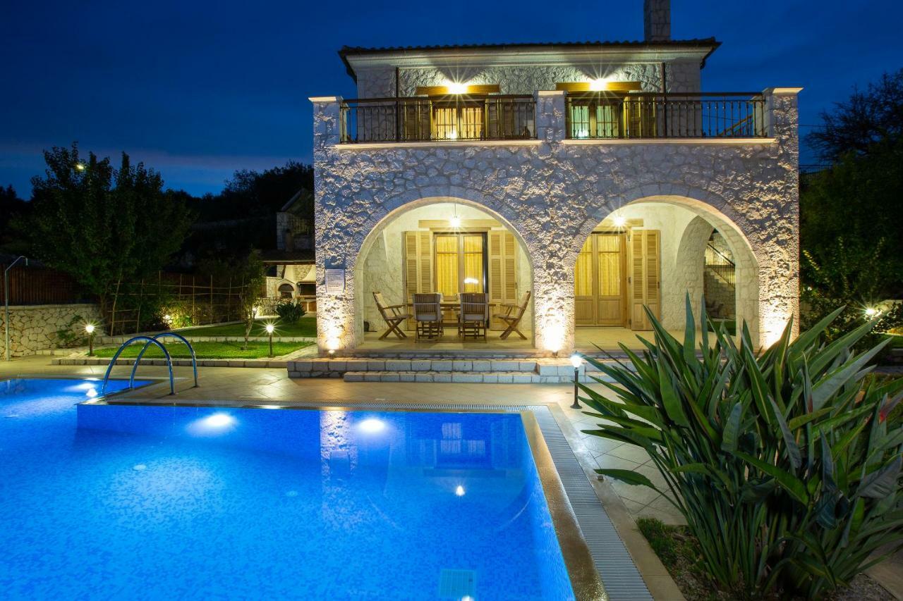 Villa Rubini Apolpaina ภายนอก รูปภาพ