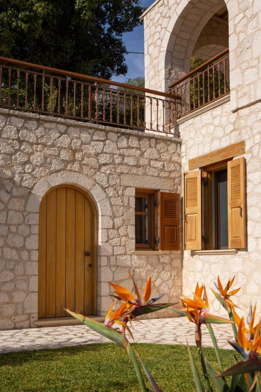 Villa Rubini Apolpaina ภายนอก รูปภาพ