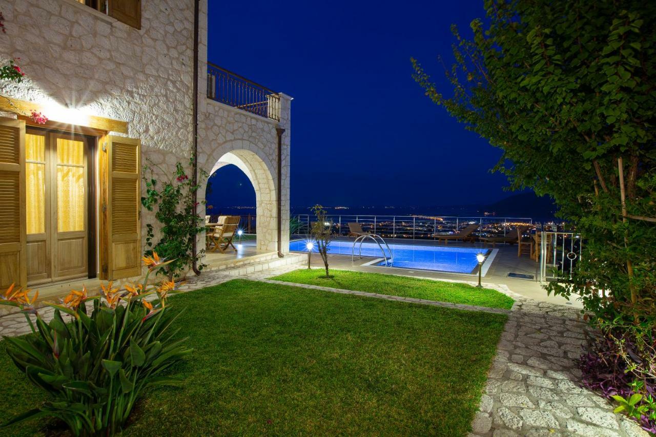 Villa Rubini Apolpaina ภายนอก รูปภาพ